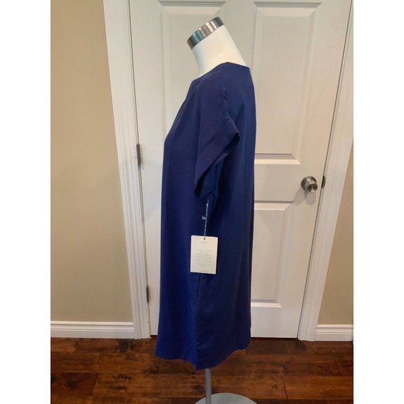 By Trovata Birds of Paradis Blue Short Sleeve Shift Dress, Size Medium NWT! - Picture 4 of 7